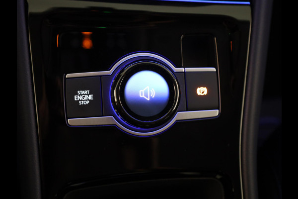 Volkswagen Tiguan 1.5 eTSI Elegance 150 pk Automaat (DSG) | Navigatie | Elektr. trekhaak | Parkeersensoren (Park assist) | Rondomzicht camera | Matrix LED koplampen |