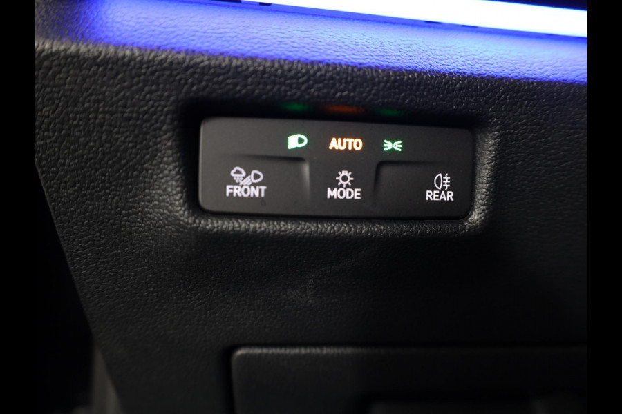 Volkswagen Tiguan 1.5 eTSI Elegance 150 pk Automaat (DSG) | Navigatie | Elektr. trekhaak | Parkeersensoren (Park assist) | Rondomzicht camera | Matrix LED koplampen |