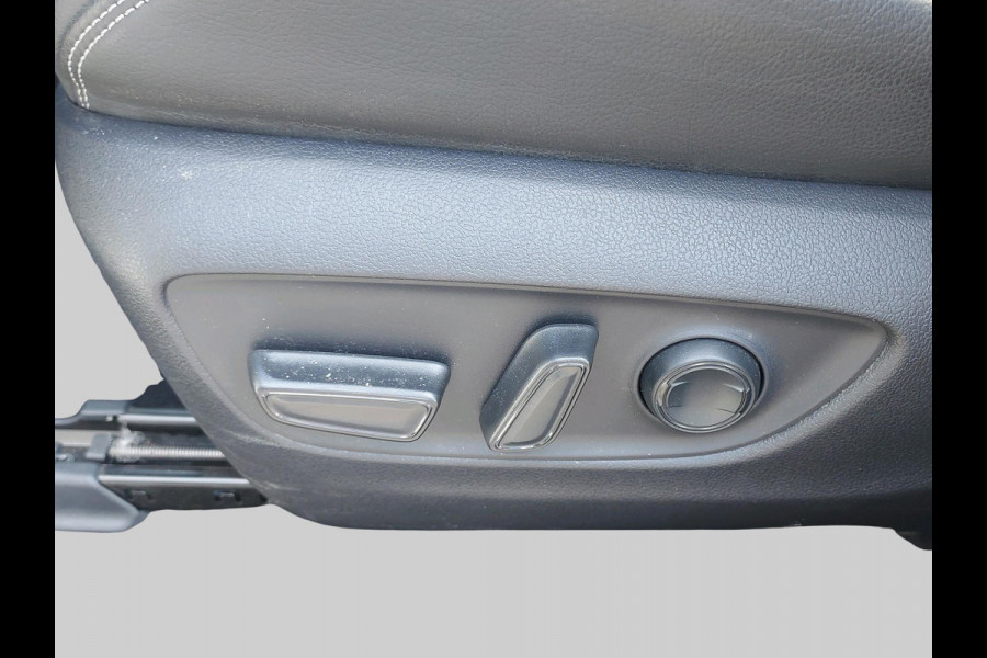 Toyota RAV4 2.5 Hybrid AWD Executive