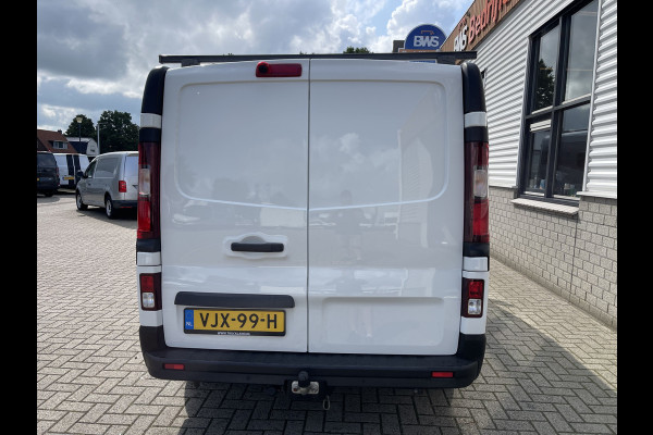 Fiat Talento 2.0 MultiJet 145pk L2H1 / vaste prijs rijklaar € 16.950 ex btw / lease vanaf € 285 / airco / cruise / navigatie / trekhaak / dakdragers / achteruit rijcamera / euro 6 / bpm vrij !
