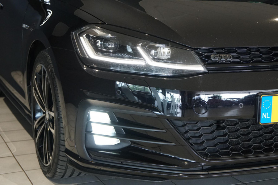 Volkswagen Golf 2.0 TDI GTD AUT. / LEDER / APPLE CARPLAY / CAMERA / ACC / DYNAMIC LED