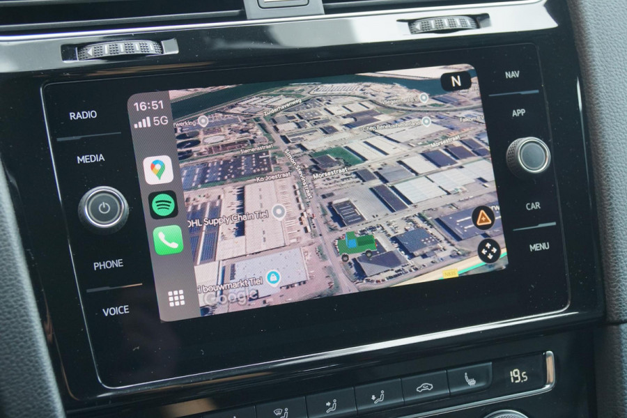 Volkswagen Golf 2.0 TDI GTD AUT. / LEDER / APPLE CARPLAY / CAMERA / ACC / DYNAMIC LED