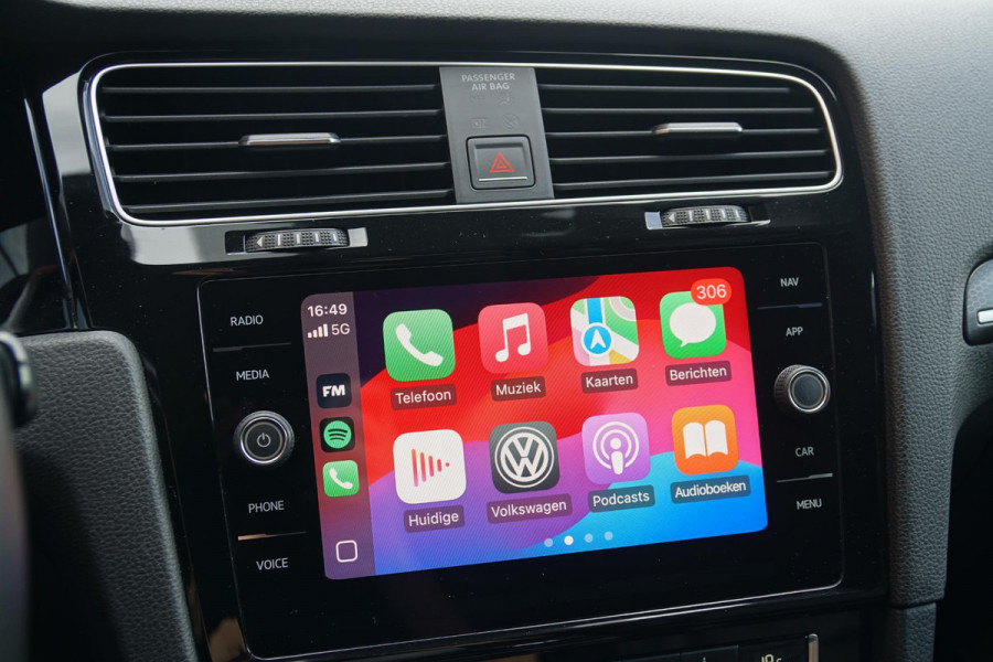 Volkswagen Golf 2.0 TDI GTD AUT. / LEDER / APPLE CARPLAY / CAMERA / ACC / DYNAMIC LED