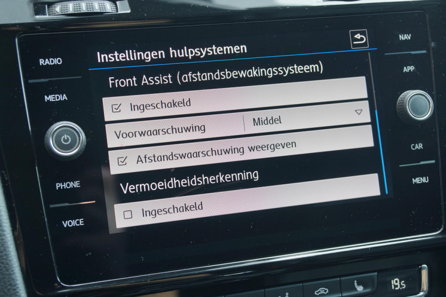 Volkswagen Golf 2.0 TDI GTD AUT. / LEDER / APPLE CARPLAY / CAMERA / ACC / DYNAMIC LED