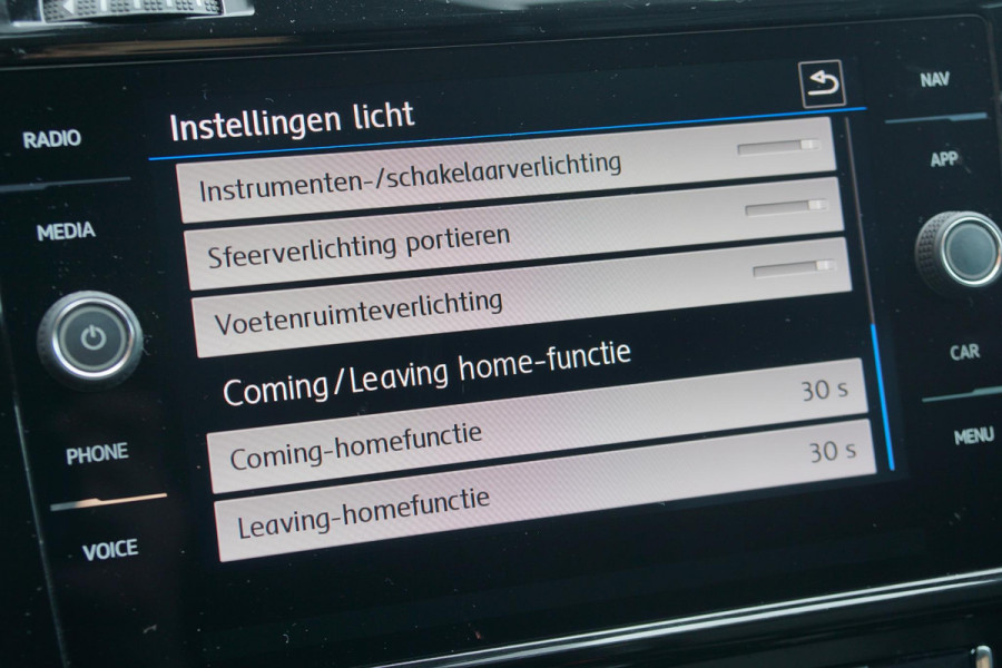 Volkswagen Golf 2.0 TDI GTD AUT. / LEDER / APPLE CARPLAY / CAMERA / ACC / DYNAMIC LED