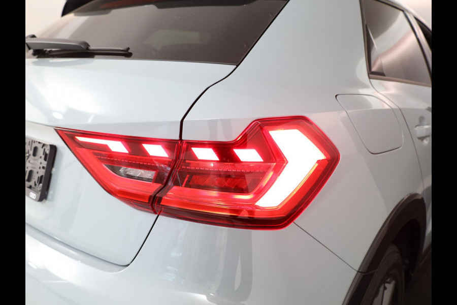 Audi A1 allstreet 30 TFSI Advanced edition 116pk S-tronic | Lederen bekleding | Sonos Audio | Dynamic pakket | Zomer en Winterset |