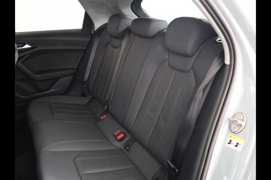 Audi A1 allstreet 30 TFSI Advanced edition 116pk S-tronic | Lederen bekleding | Sonos Audio | Dynamic pakket | Zomer en Winterset |