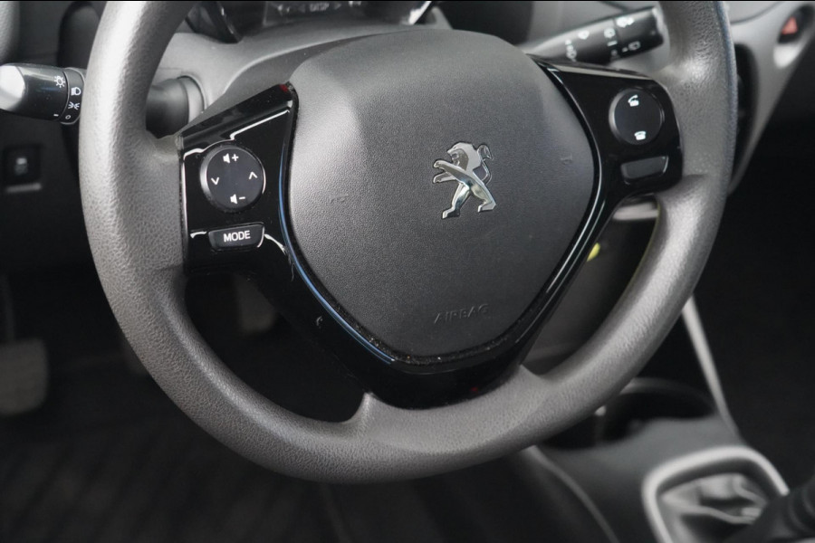 Peugeot 108 1.0 e-VTi Active / 46dkm NAP / Airco / 5-Deurs / Trekhaak / Elek. Ramen / Bluetooth