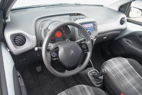 Peugeot 108 1.0 e-VTi Active / 46dkm NAP / Airco / 5-Deurs / Trekhaak / Elek. Ramen / Bluetooth