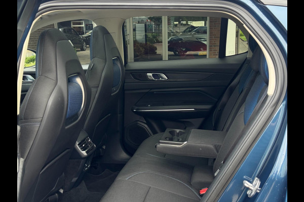 Lynk & Co 01 1.5 PHEV | Pano, Navi, 360Camera, ACC, El. A.klep, Stoelverw., Carplay/Android, Virtual Cockpit, 20 LMV |