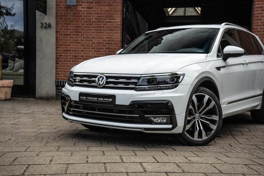 Volkswagen Tiguan 2.0 TSI 4Motion R-Line Pano / Trekhaak / 360
