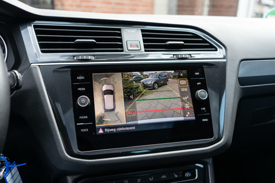 Volkswagen Tiguan 2.0 TSI 4Motion R-Line Pano / Trekhaak / 360