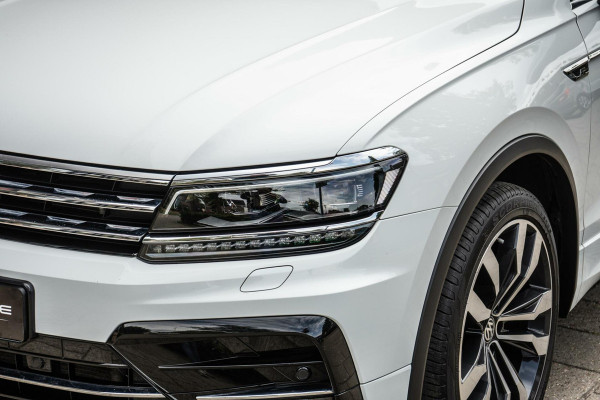 Volkswagen Tiguan 2.0 TSI 4Motion R-Line Pano / Trekhaak / 360
