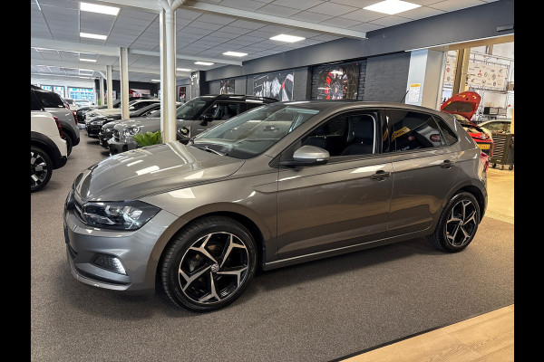 Volkswagen Polo 1.0 MPI Beats,apple carplay,pdc,media ,onderhouds history