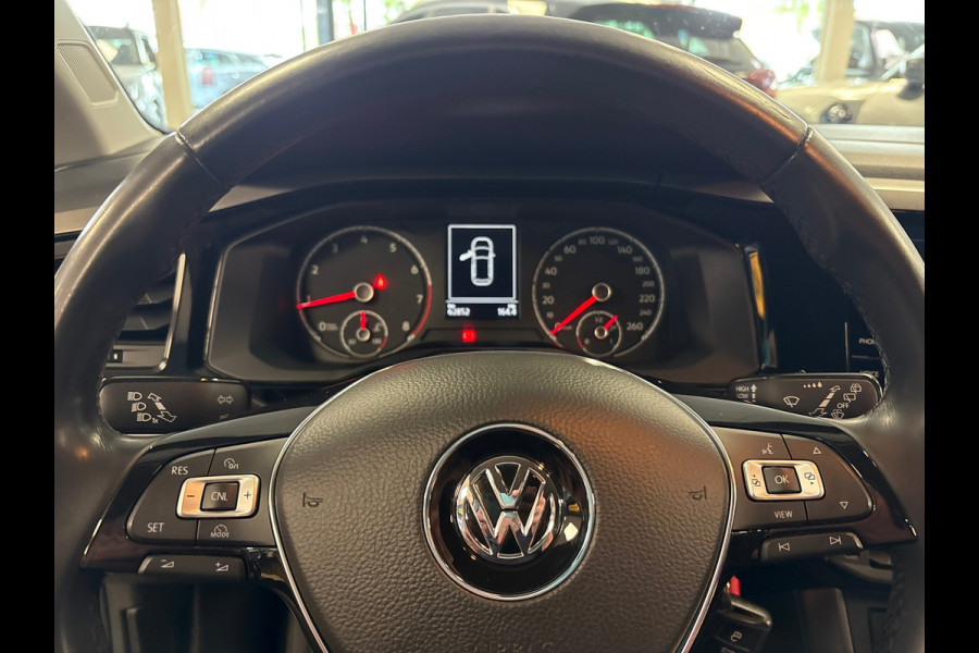 Volkswagen Polo 1.0 MPI Beats,apple carplay,pdc,media ,onderhouds history