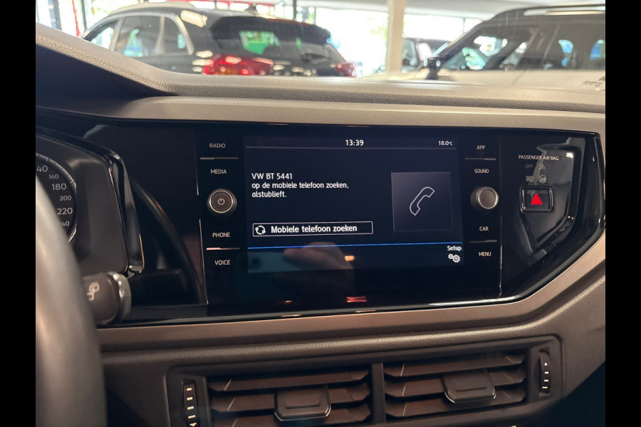 Volkswagen Polo 1.0 MPI Beats,apple carplay,pdc,media ,onderhouds history