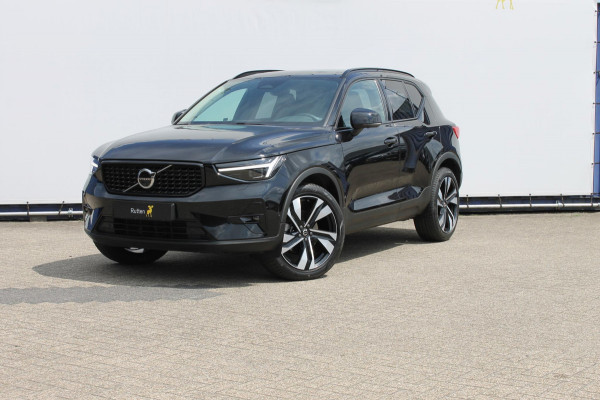 Volvo XC40 B3 177PK Automaat Plus Dark Google infotainment / Draadloos telefoon opladen / Elektrisch bedienbare bestuurdersstoel met geheugen / Adaptieve Cruise Control / Panoramisch schuif-kanteldak