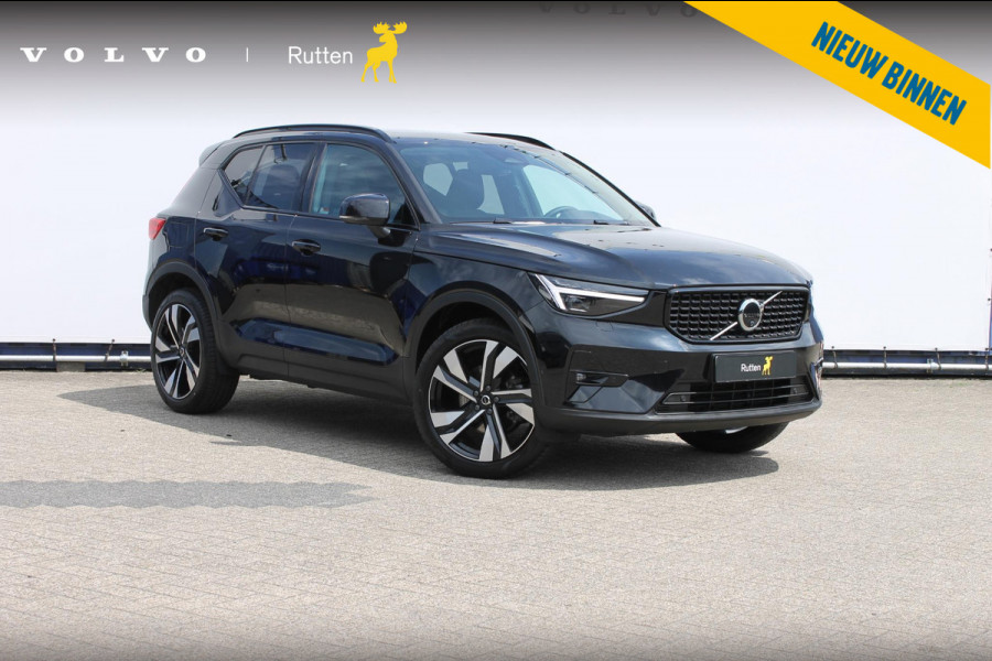 Volvo XC40 B3 177PK Automaat Plus Dark Google infotainment / Draadloos telefoon opladen / Elektrisch bedienbare bestuurdersstoel met geheugen / Adaptieve Cruise Control / Panoramisch schuif-kanteldak