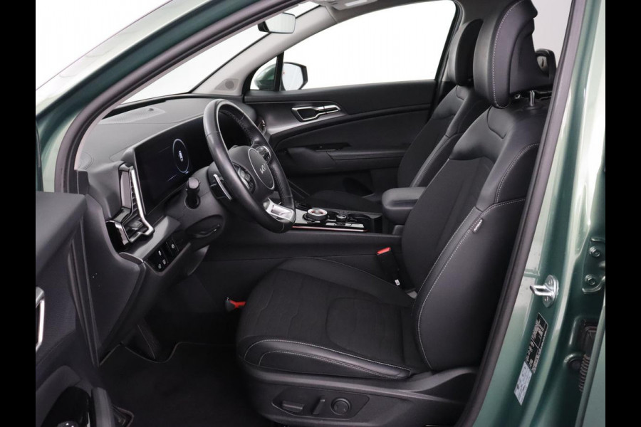 Kia Sportage 1.6 T-GDi Hybrid DynamicPlusLine | Panoramadak | Matrix LED | Trekhaak | Half leder | Adaptive cruise | Stoel & stuurverwarming | Camera | Carplay | Keyless | Navigatie