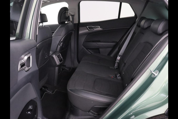 Kia Sportage 1.6 T-GDi Hybrid DynamicPlusLine | Panoramadak | Matrix LED | Trekhaak | Half leder | Adaptive cruise | Stoel & stuurverwarming | Camera | Carplay | Keyless | Navigatie