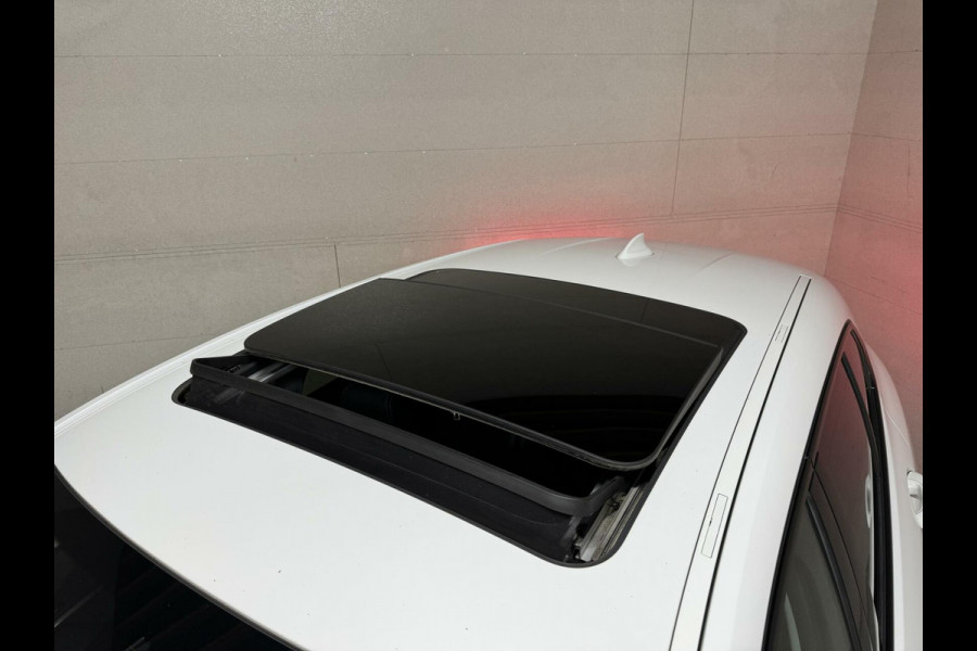 BMW 1-serie 118i Sport Pano Virtual Carplay Sfeer Cruise NAP