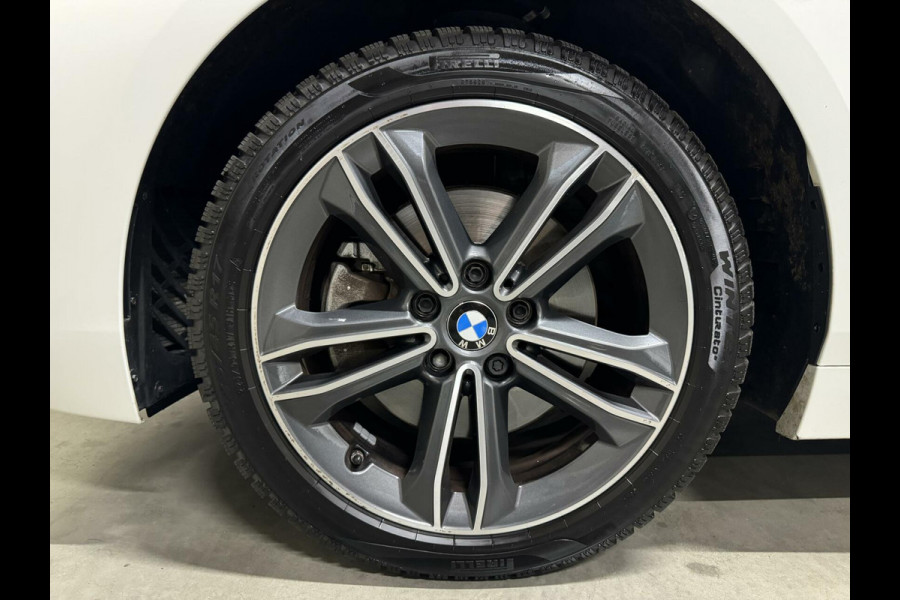 BMW 1-serie 118i Sport Pano Virtual Carplay Sfeer Cruise NAP