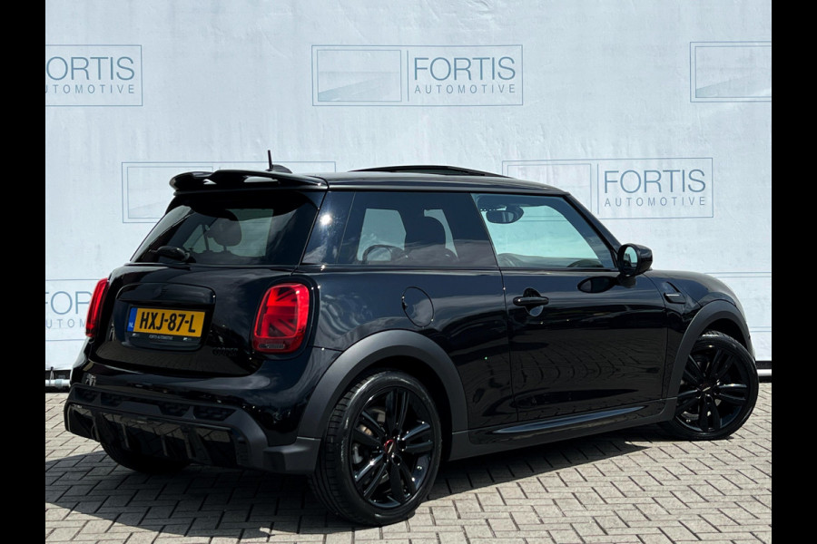 MINI Mini 1.5 Cooper John Cooper Works PANO | STUURWIEL VERW | STOELVERW | KEYLESS | DEALER ONDERH | SFEERVERL |