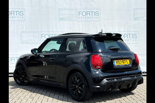 MINI Mini 1.5 Cooper John Cooper Works PANO | STUURWIEL VERW | STOELVERW | KEYLESS | DEALER ONDERH | SFEERVERL |