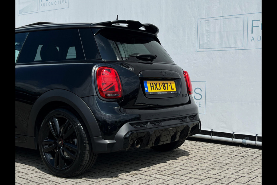MINI Mini 1.5 Cooper John Cooper Works PANO | STUURWIEL VERW | STOELVERW | KEYLESS | DEALER ONDERH | SFEERVERL |