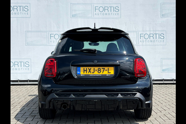 MINI Mini 1.5 Cooper John Cooper Works PANO | STUURWIEL VERW | STOELVERW | KEYLESS | DEALER ONDERH | SFEERVERL |