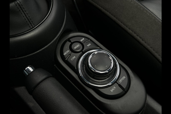 MINI Mini 1.5 Cooper John Cooper Works PANO | STUURWIEL VERW | STOELVERW | KEYLESS | DEALER ONDERH | SFEERVERL |