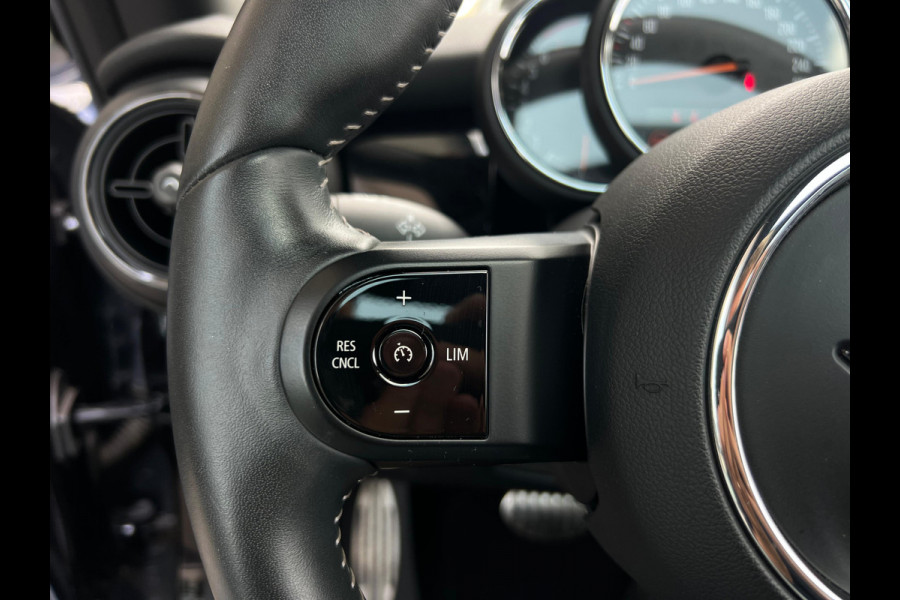 MINI Mini 1.5 Cooper John Cooper Works PANO | STUURWIEL VERW | STOELVERW | KEYLESS | DEALER ONDERH | SFEERVERL |