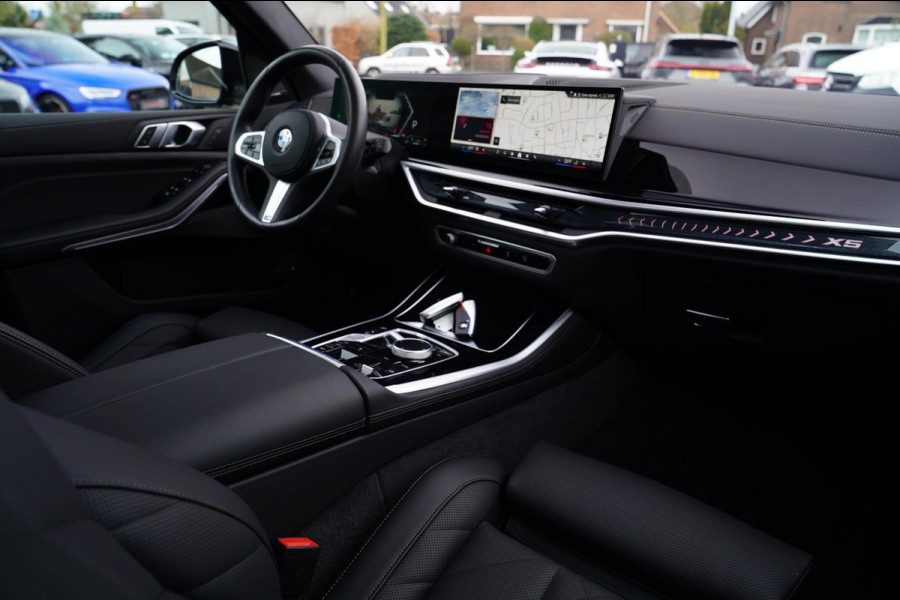 BMW X5 XDrive50e | Panorama | 360 CAM | AR Camera | Adaptieve Cruise | Lane Assist | Trekhaak elektrisch | BTW incl. | HuD |