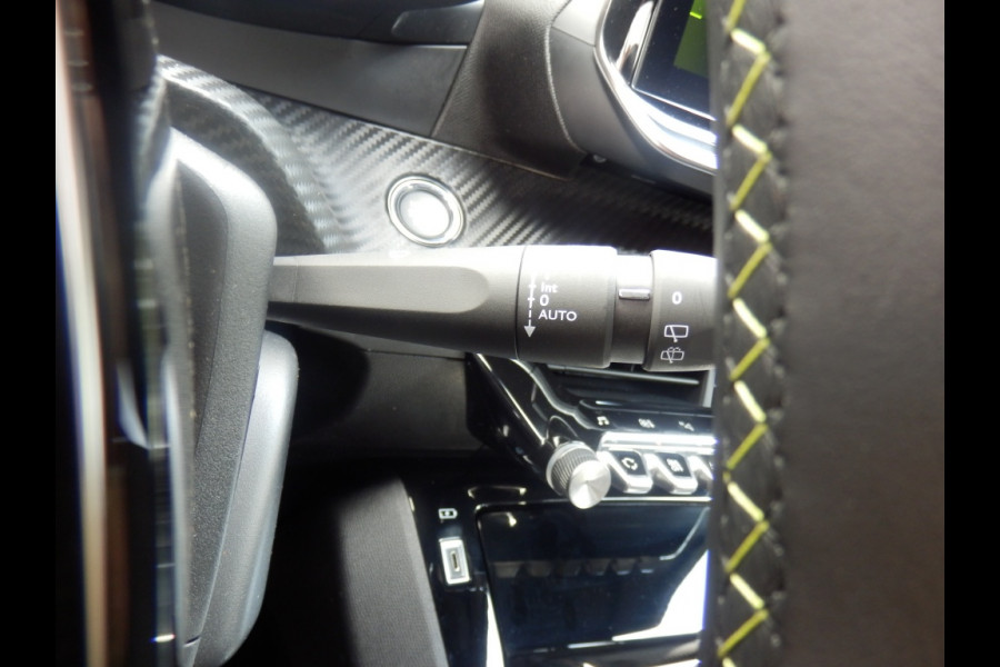 Peugeot 208 1.2 PureTech GT I Panoramadak I Aut. airco I