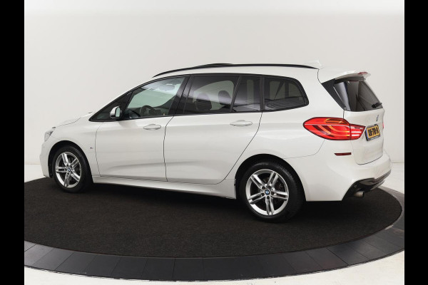 BMW 2 Serie Gran Tourer 218i M Sport 7-persoons | Panoramadak | Leder | Stoelverwarming | Trekhaak | Camera | Full LED | Sportstoelen | Navigatie | Park Assist