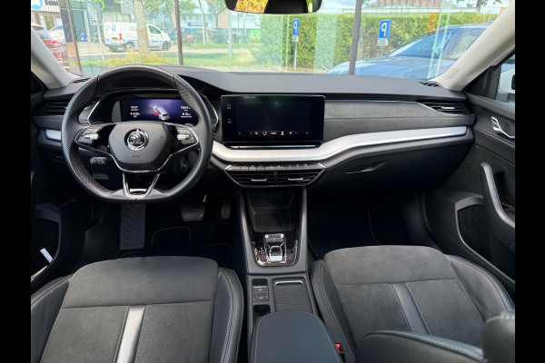 Škoda Octavia Combi 1.4 TSI iV PHEV Business Edition - Automaat - Navi - Winterpakket - Camera