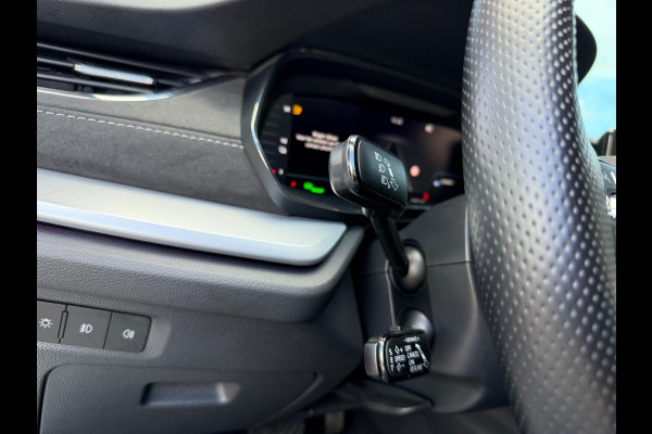 Škoda Octavia Combi 1.4 TSI iV PHEV Business Edition - Automaat - Navi - Winterpakket - Camera