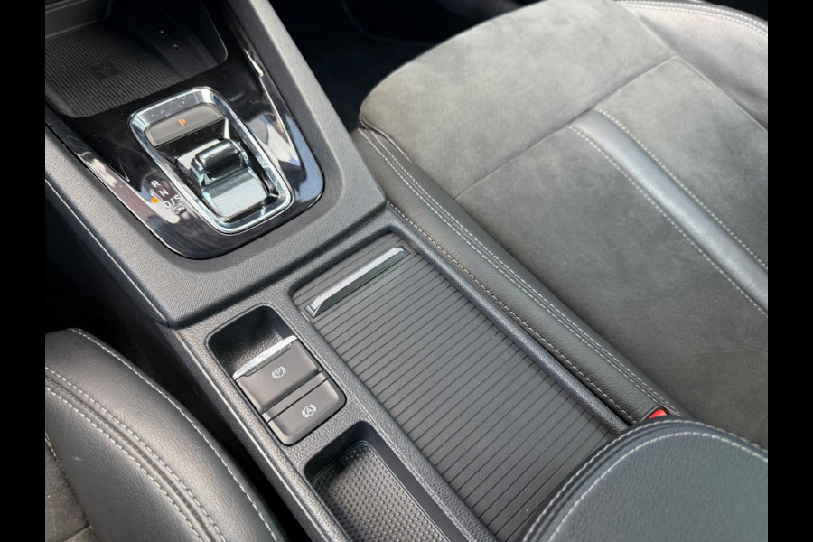 Škoda Octavia Combi 1.4 TSI iV PHEV Business Edition - Automaat - Navi - Winterpakket - Camera