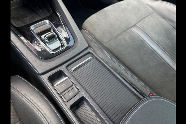 Škoda Octavia Combi 1.4 TSI iV PHEV Business Edition - Automaat - Navi - Winterpakket - Camera