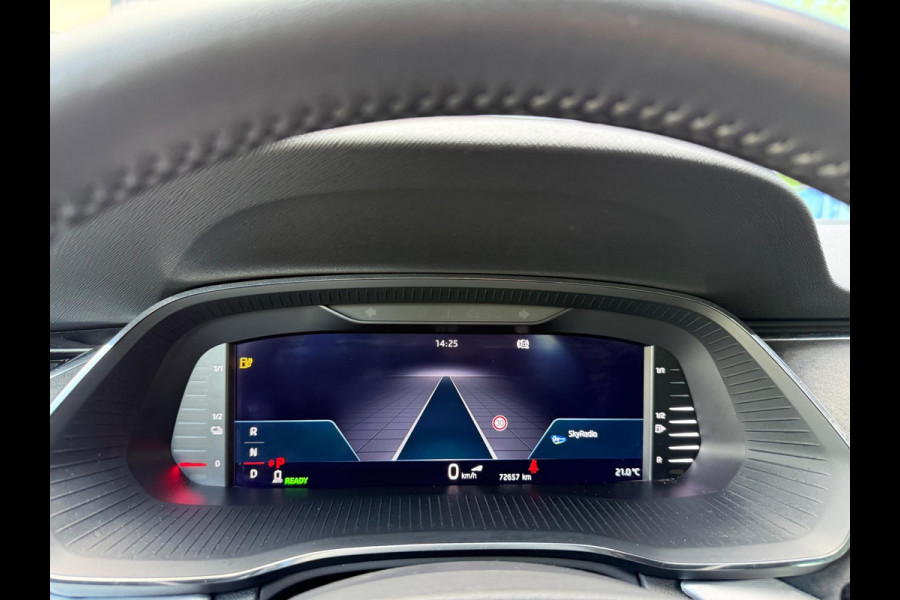 Škoda Octavia Combi 1.4 TSI iV PHEV Business Edition - Automaat - Navi - Winterpakket - Camera