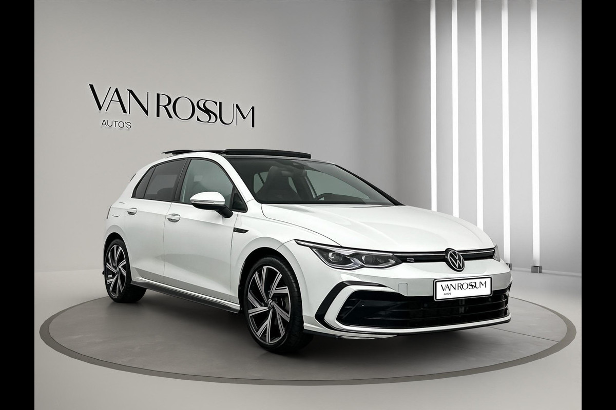 Volkswagen Golf 1.5 eTSI R-Line Pano ACC IQ Camera Sfeer