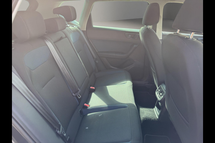 Seat Ateca 1.0 TSI Style | Navigatie | Klimaatregeling | Parkeersenors V+A | Electr. achterklep | Seat Ateca 1.0 TSI Style | Navigatie | Klimaatregeling | Parkeersenors V+A | Electr. achterklep |