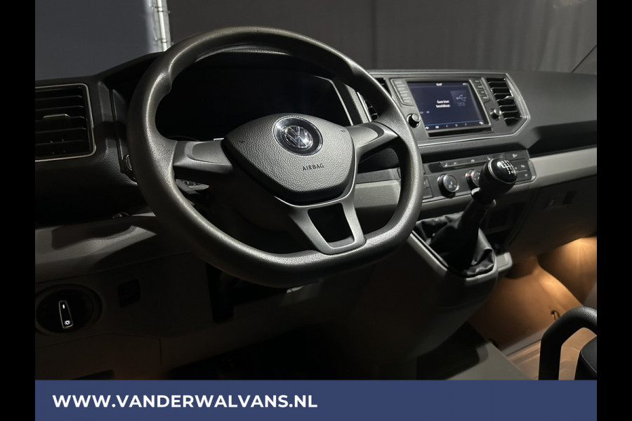 Volkswagen Crafter 2.0 TDI 140 pk L3H2 L2H1 Euro6 ** Airco | Apple Carplay | Cruisecontrol | Andoid Auto | Parkeersensoren, Stoelverwarming, Bijrijdersbank, 3000kg trekvermogen