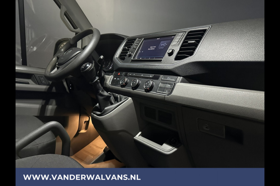 Volkswagen Crafter 2.0 TDI 140 pk L3H2 L2H1 Euro6 ** Airco | Apple Carplay | Cruisecontrol | Andoid Auto | Parkeersensoren, Stoelverwarming, Bijrijdersbank, 3000kg trekvermogen