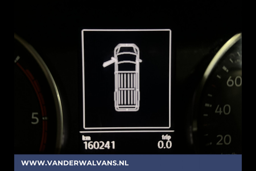 Volkswagen Crafter 2.0 TDI 140 pk L3H2 L2H1 Euro6 ** Airco | Apple Carplay | Cruisecontrol | Andoid Auto | Parkeersensoren, Stoelverwarming, Bijrijdersbank, 3000kg trekvermogen