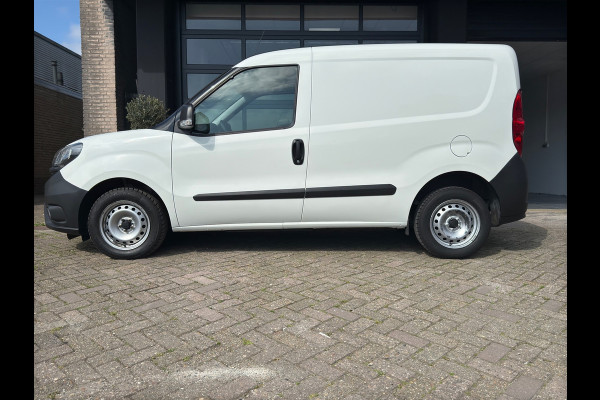 Fiat Dobló Cargo 1.6 MJ L1H1