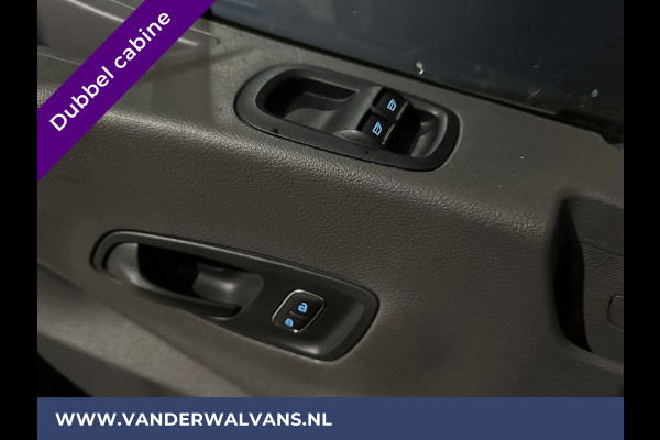 Ford Transit 2.0 TDCI 130pk L3H2 Dubbele cabine Euro6 Airco | 6-Zits | 2500kg Trekhaak | LED | Cruisecontrol Parkeersensoren, verwarmde voorruit
