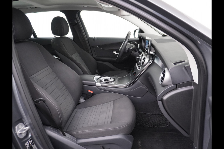 Mercedes-Benz GLC GLC 250 4M | Panorama Dodehoek Trekhaak Standkachel