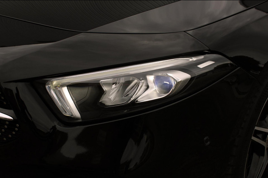 Mercedes-Benz A-Klasse A 180 Aut. AMG Line Pano, MBUX, LED