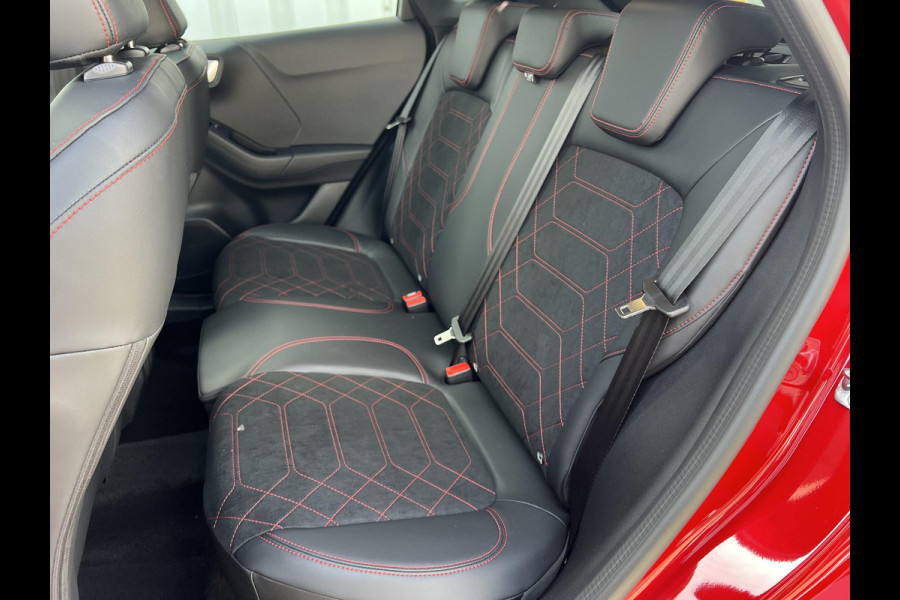 Ford Puma 1.0 EcoBoost Hybrid ST-Line X 155pk Automaat | Panoramadak | Afneembare trekhaak | Winter Pack | Adaptive cruise control | 360 graden camera | Bang&Olufsen | Elektrsiche achterklep | Matrix LED